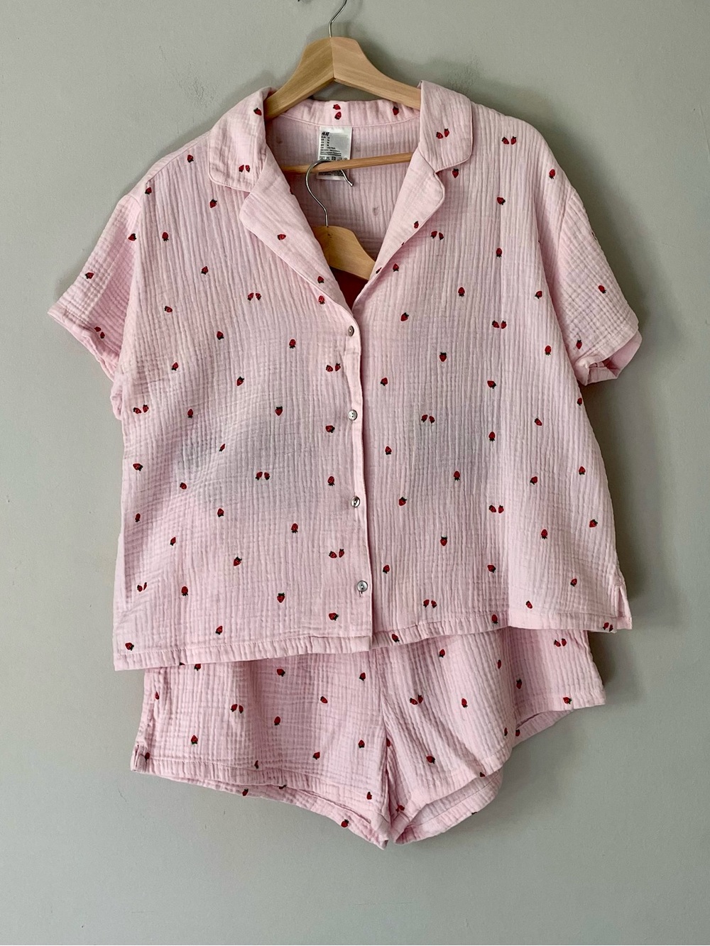 H&M Pink Short-Sleeve Cotton Gauze Strawberry Pajama Set